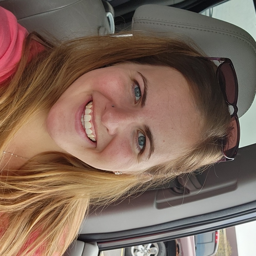 Meet your Posher, Amber